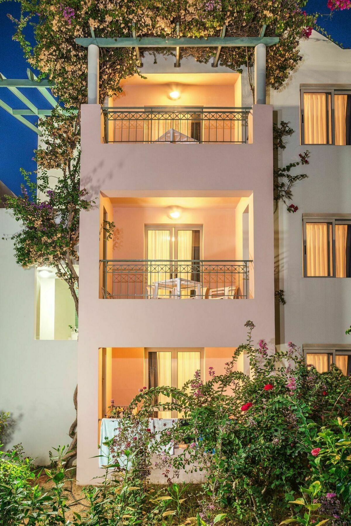 Lotus Hotel Apartments Κάτω Δαράτσο Εξωτερικό φωτογραφία